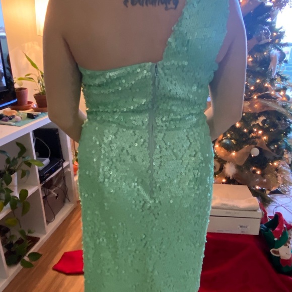 Guess by Marciano sequinned dress - Picture 4 of 5